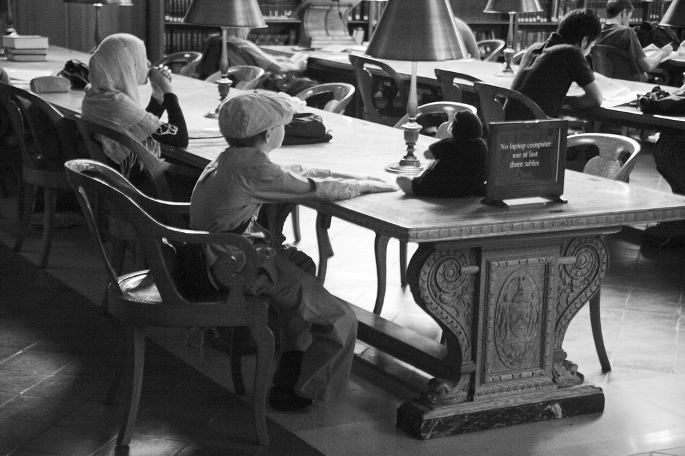 no laptop computer use at last three tables