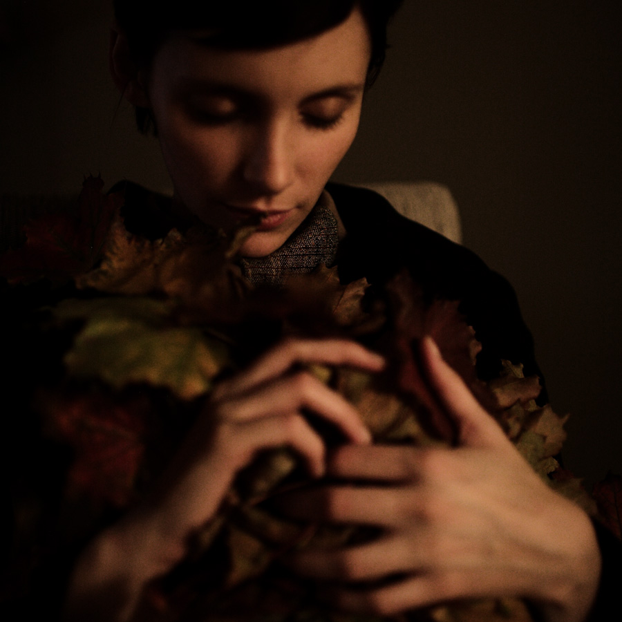 sarah, leaves, hands