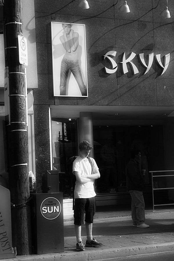 gossamer sandwich with a red bull chaser